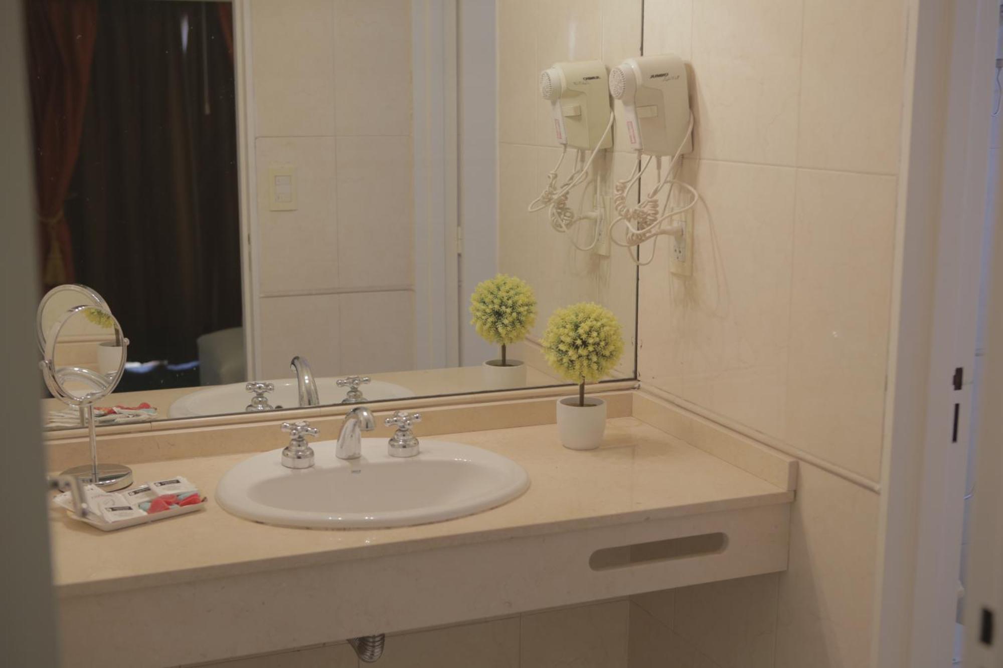 Pampa Plaza Hotel Buenos Aires Ngoại thất bức ảnh